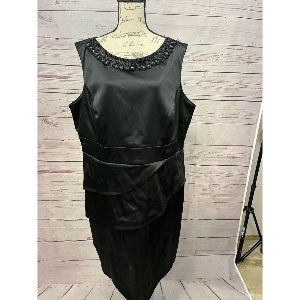 Connected Apparel Black Satin Beaded Neck Tiered Sheath Dress 20W TK613169L1